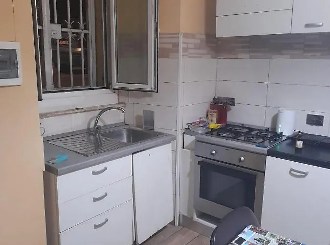 Apartment B.h Rom